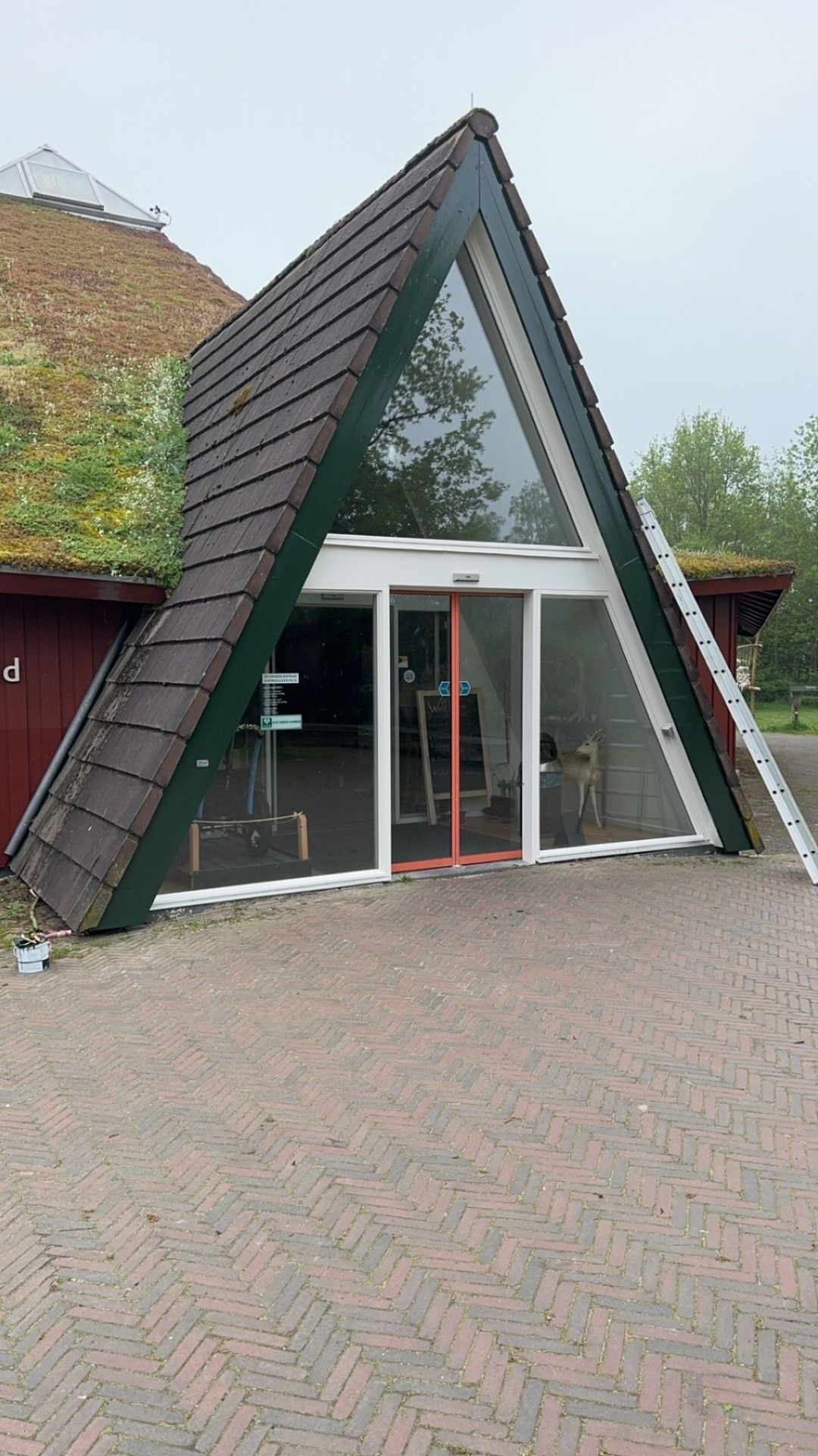Buitenschilderwerk aan karakteristieke woning